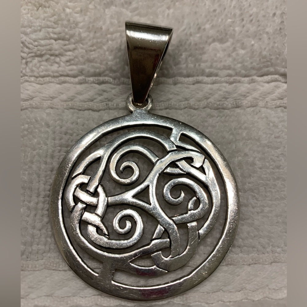 925 Sterling Silver Vintage Silpada Celtic Pendant